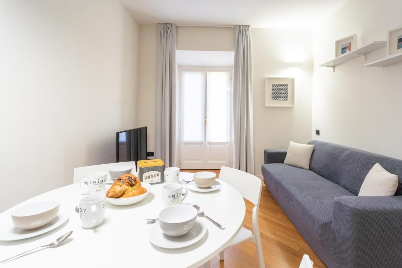 White Flat In Como City Center By Rent All โกโม ภายนอก รูปภาพ