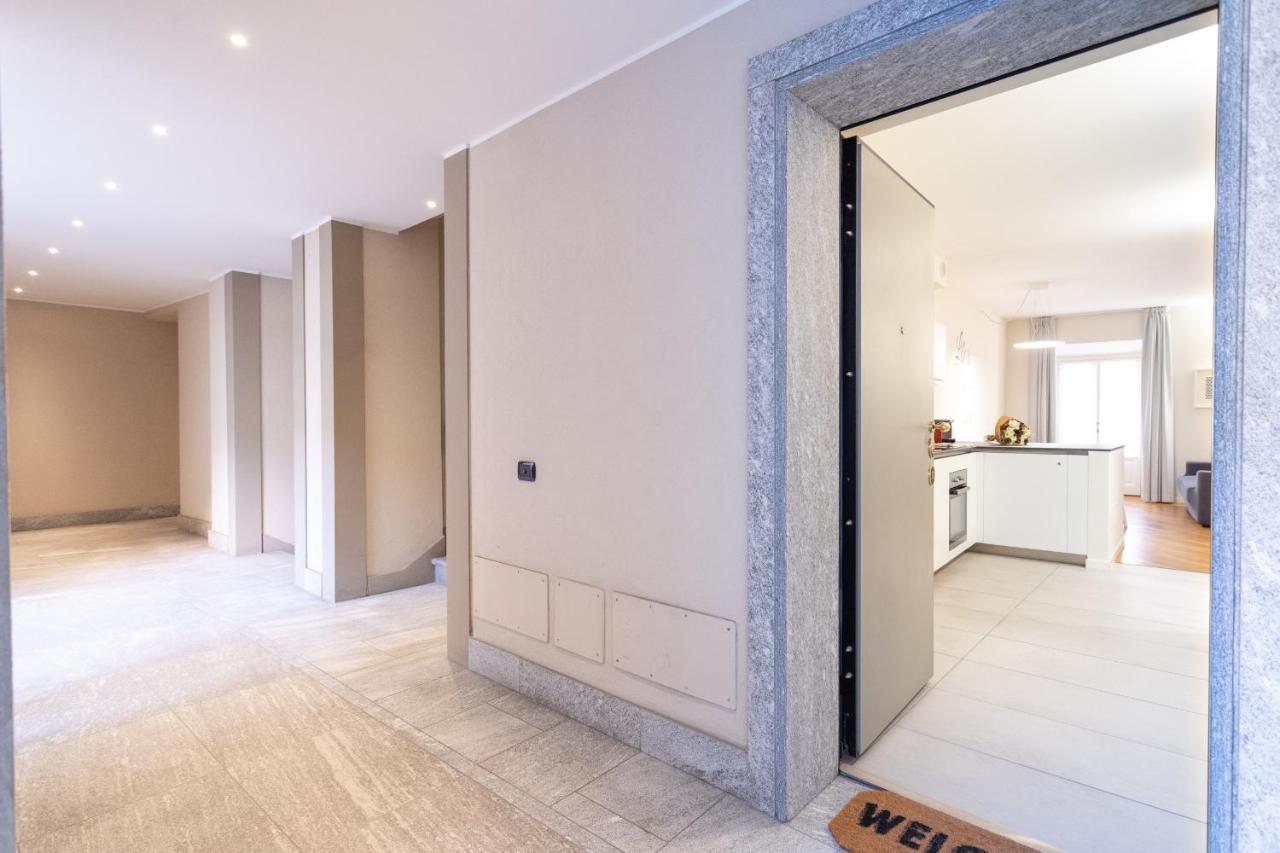 White Flat In Como City Center By Rent All โกโม ภายนอก รูปภาพ