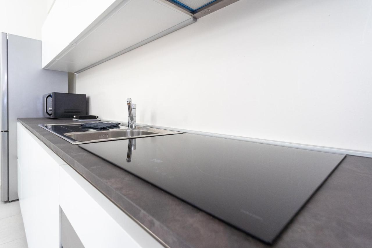 White Flat In Como City Center By Rent All โกโม ภายนอก รูปภาพ